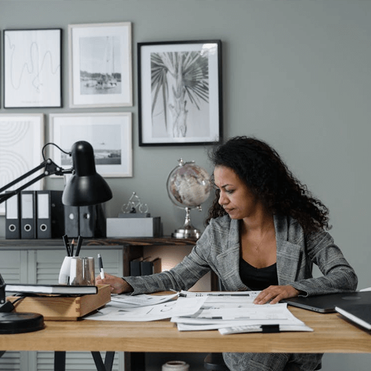 Pinnacle Finspirex - Team of Cryptocurrency Experts