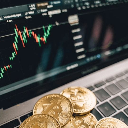 Pinnacle Finspirex crypto investment experts team